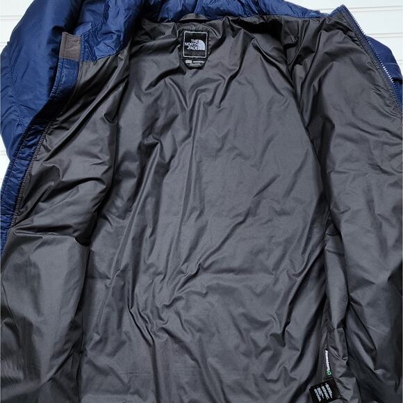 The North Face Men's Primaloft Insulated Lightweight Blue Puffer Jacket - Picture 4 of 8